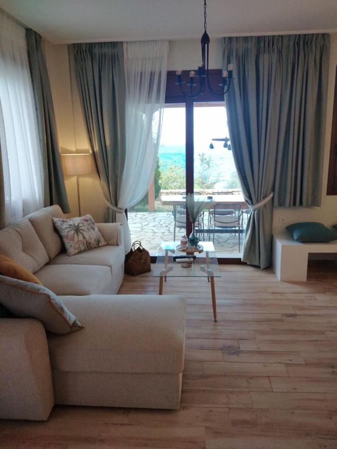 Paralio Astros Beachfront Suites Xiropigado Dış mekan fotoğraf