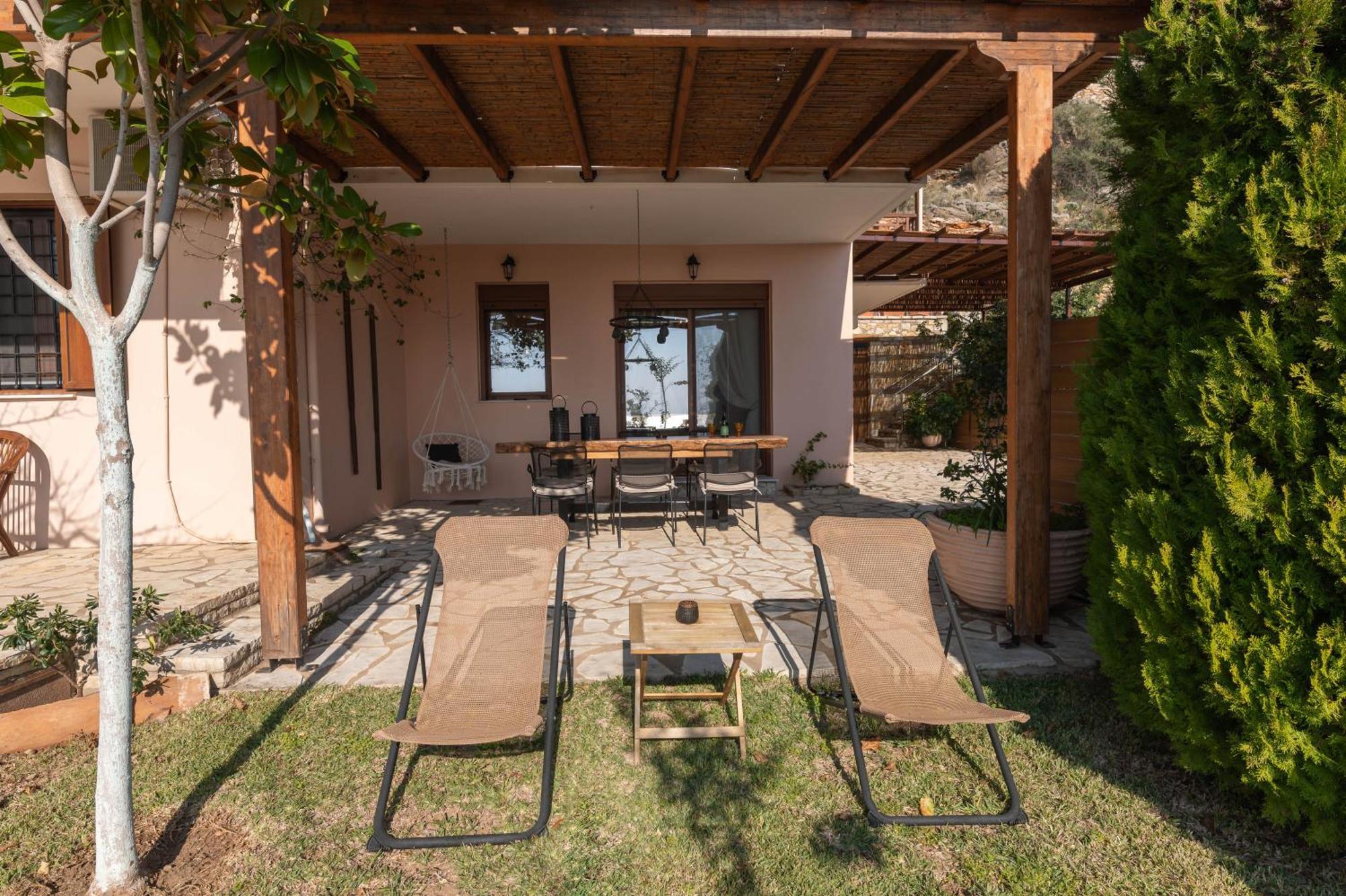 Paralio Astros Beachfront Suites Xiropigado Dış mekan fotoğraf