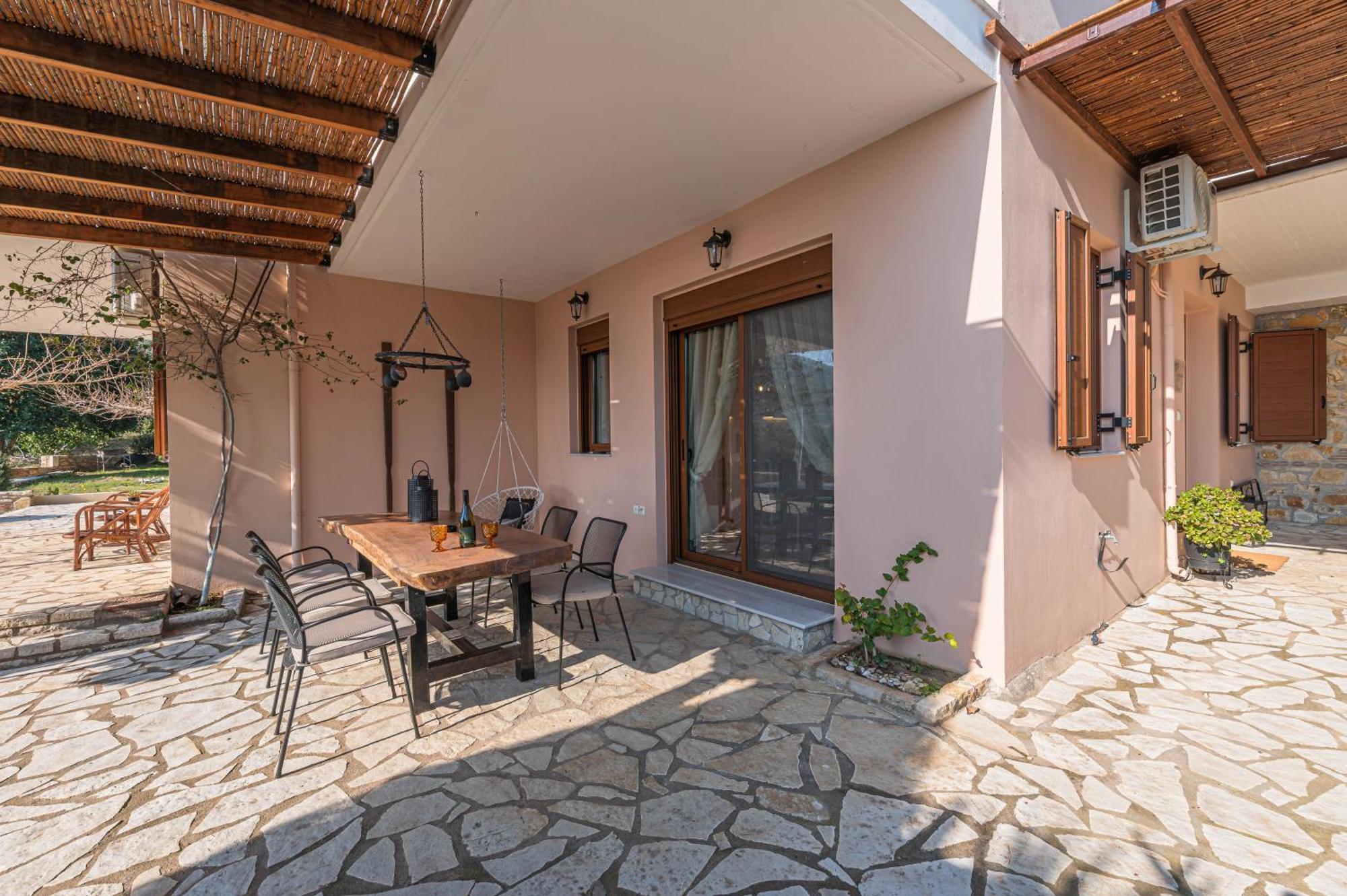Paralio Astros Beachfront Suites Xiropigado Dış mekan fotoğraf