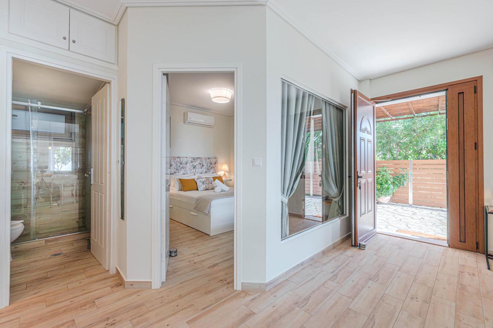 Paralio Astros Beachfront Suites Xiropigado Dış mekan fotoğraf