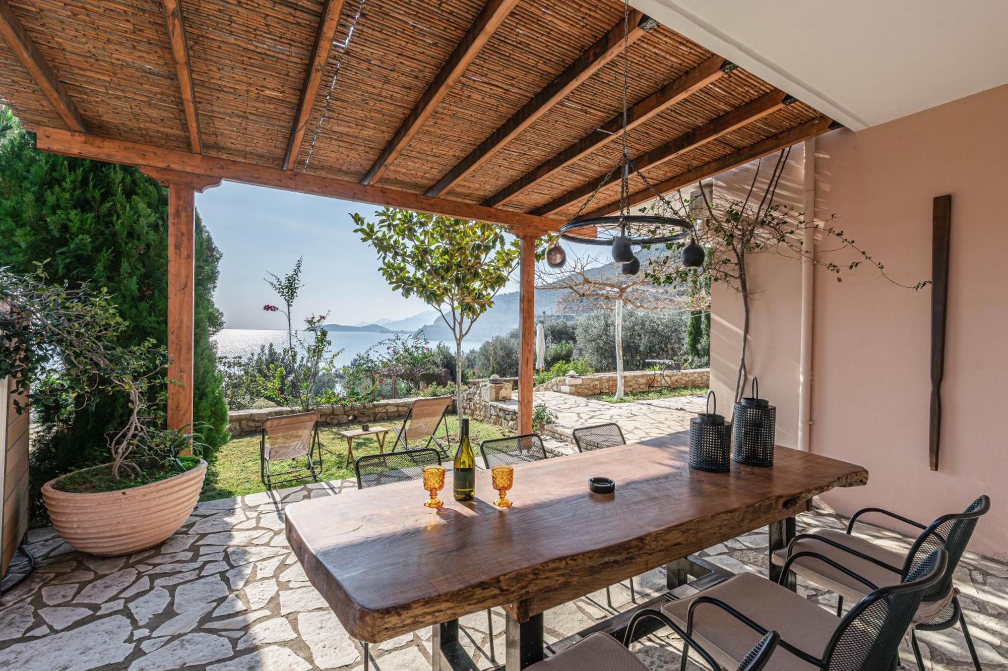 Paralio Astros Beachfront Suites Xiropigado Dış mekan fotoğraf