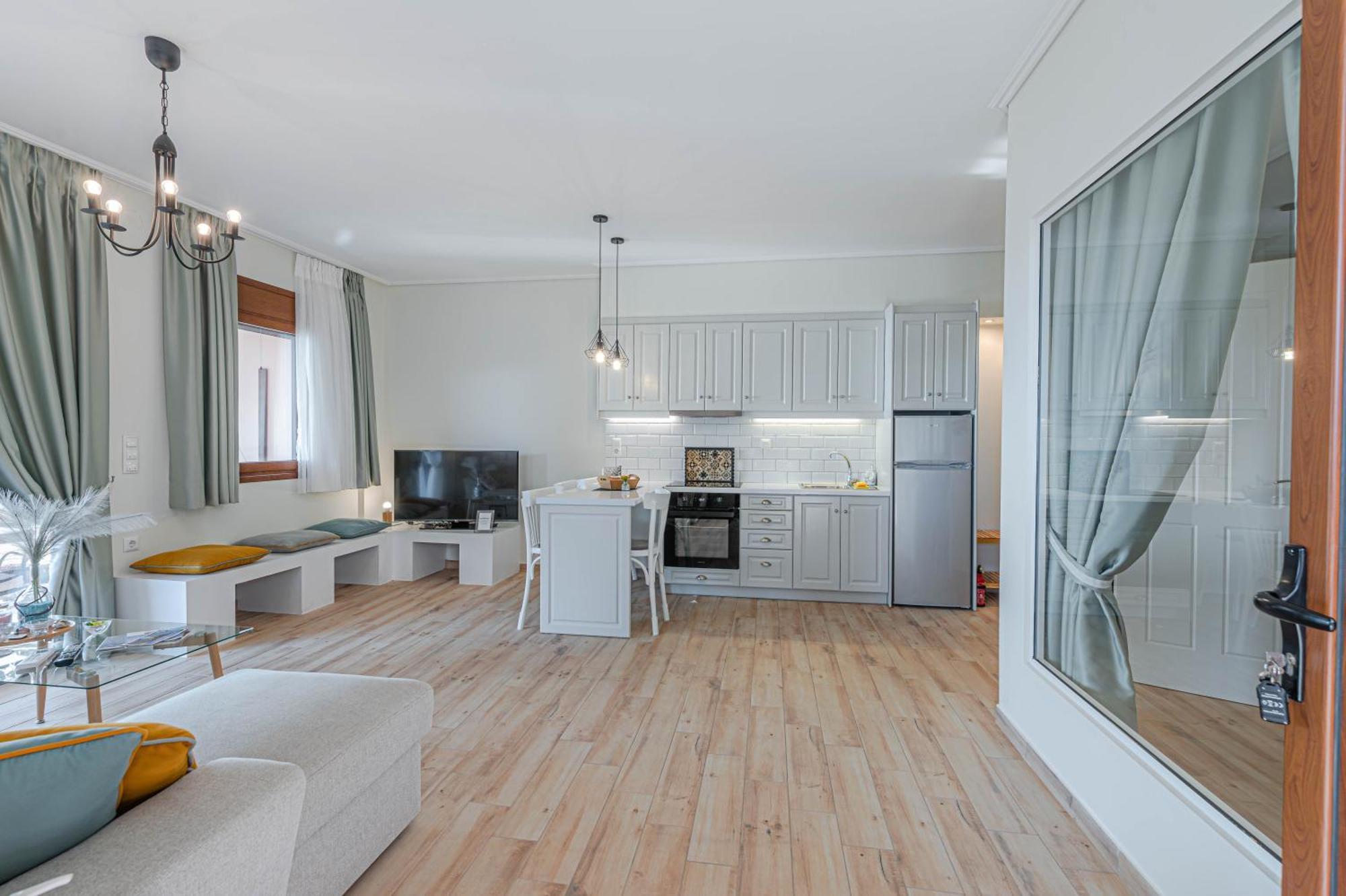 Paralio Astros Beachfront Suites Xiropigado Dış mekan fotoğraf