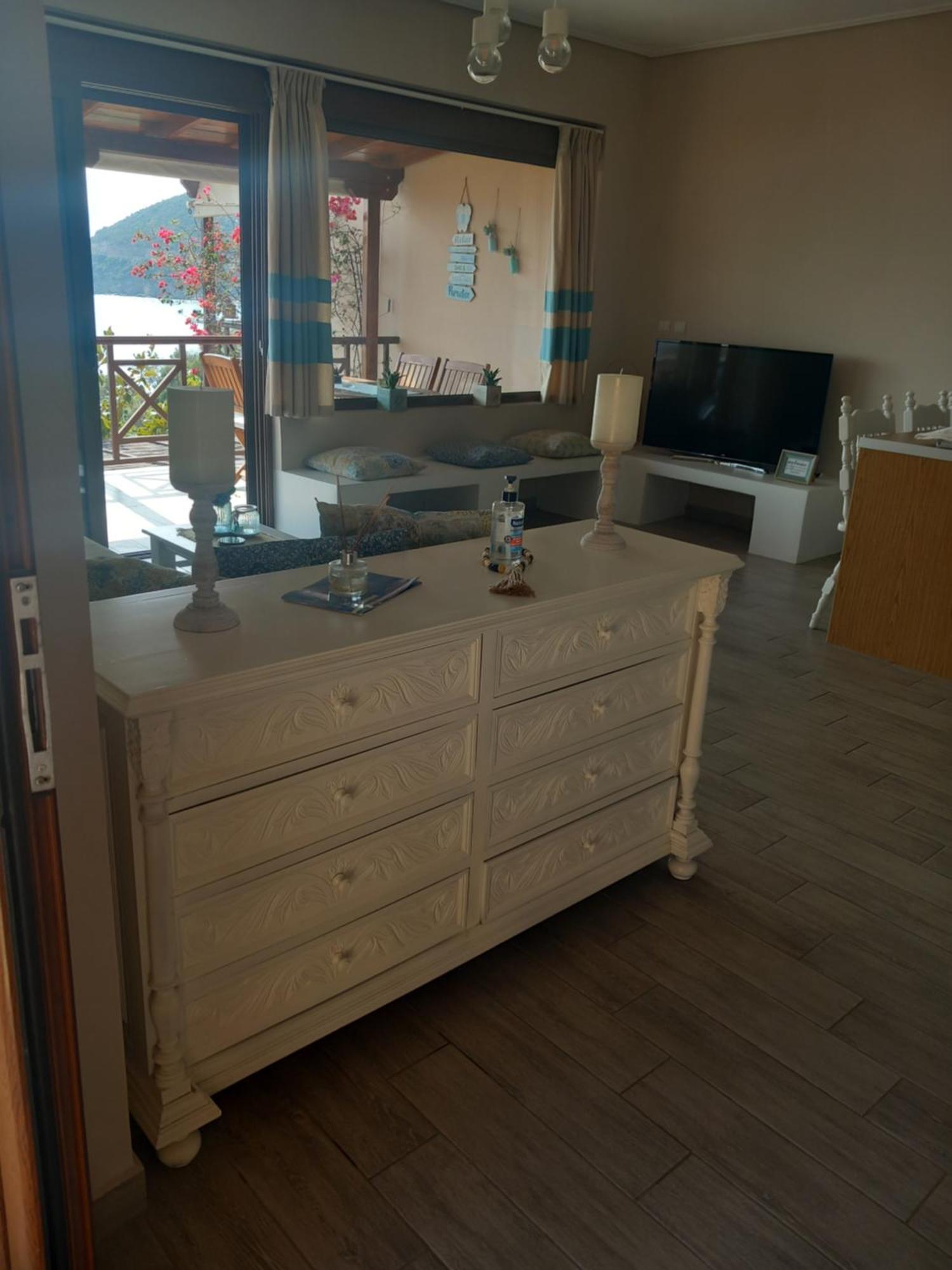 Paralio Astros Beachfront Suites Xiropigado Oda fotoğraf