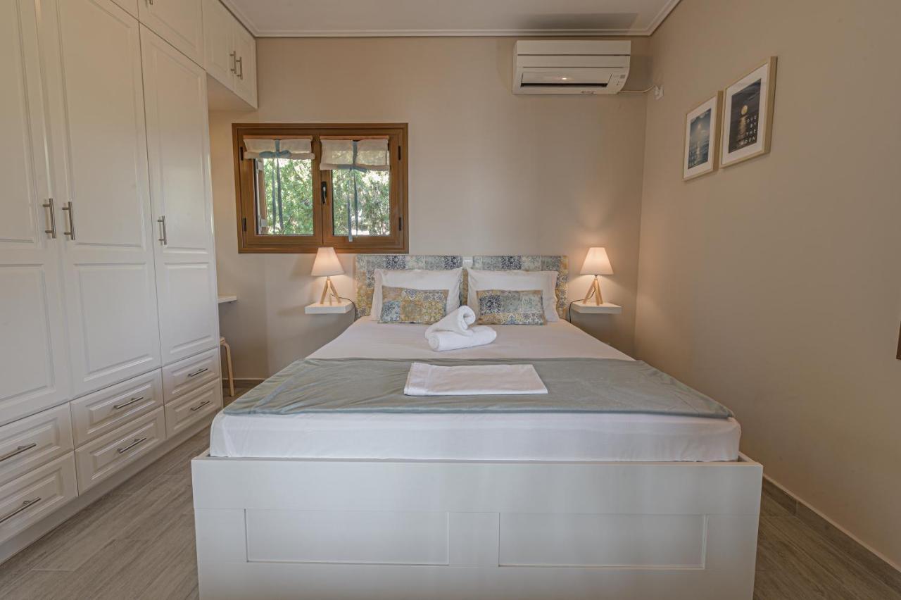 Paralio Astros Beachfront Suites Xiropigado Dış mekan fotoğraf