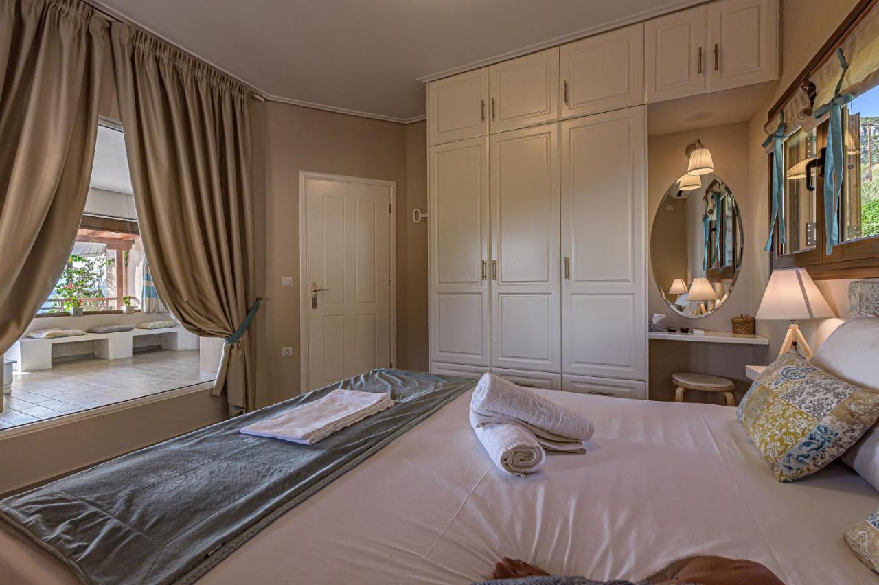 Paralio Astros Beachfront Suites Xiropigado Dış mekan fotoğraf