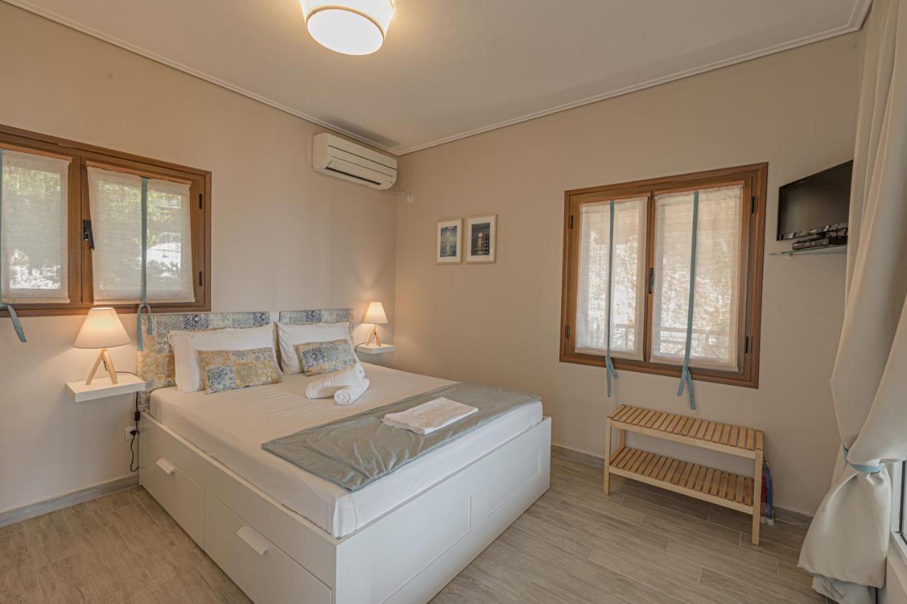 Paralio Astros Beachfront Suites Xiropigado Dış mekan fotoğraf